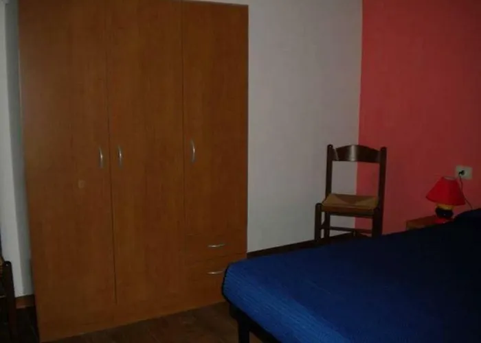 Luti Pensión Massama